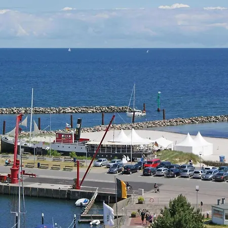 Feriehus Zeltdachhaus Fuer Bis Zu 6 Personen Damp